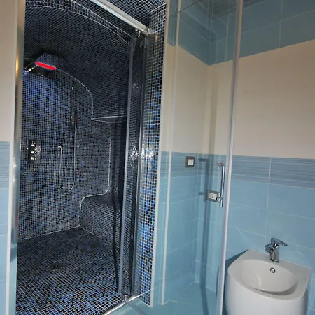 Relais Parallelo 41 Вьесте