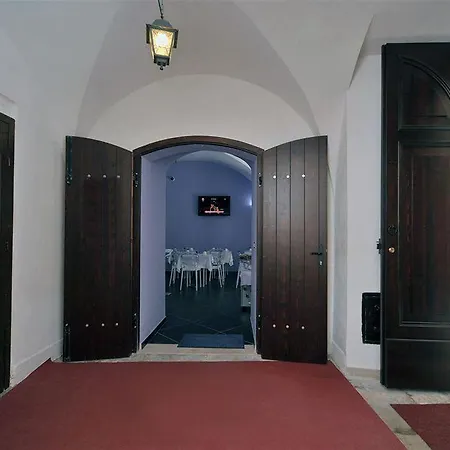 Relais Parallelo 41 Вьесте