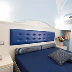 Relais Parallelo 41 Bed & Breakfast