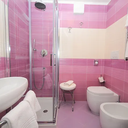 Relais Parallelo 41 فندق مبيت وإفطار فيستَ