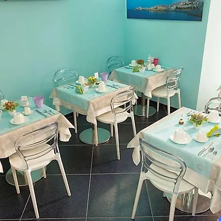 Relais Parallelo 41 4*